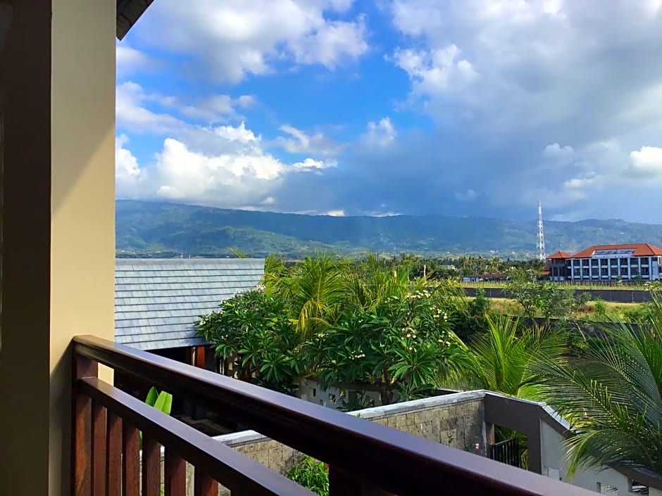 The Grand Villandra Resort Lovina