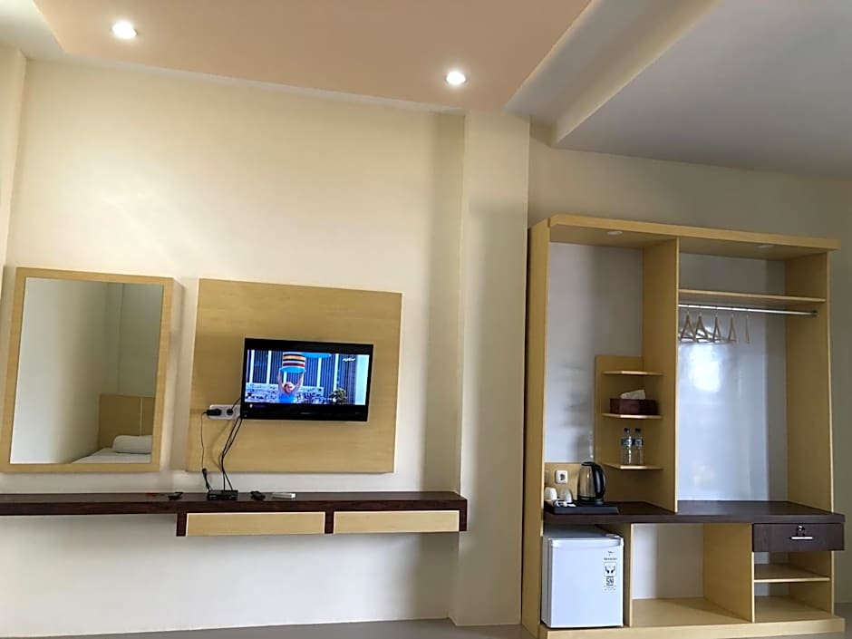 Merpati inn hotel