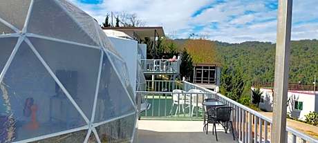 Bann Heang Khun Khao  at Phu Thap Boek