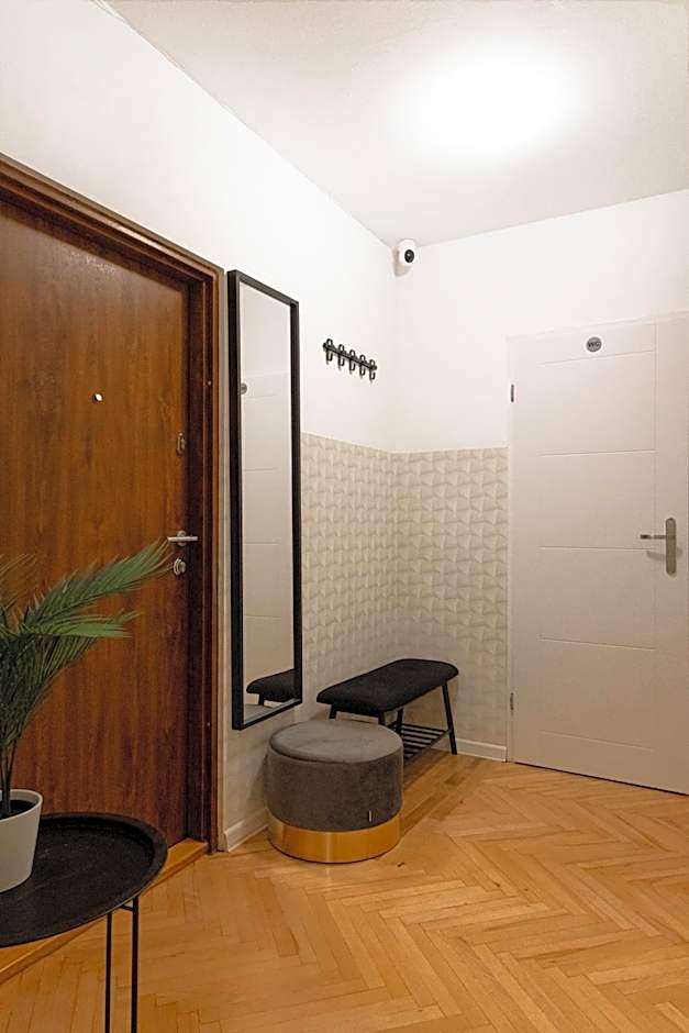 ClickTheFlat Conrada Apart Rooms