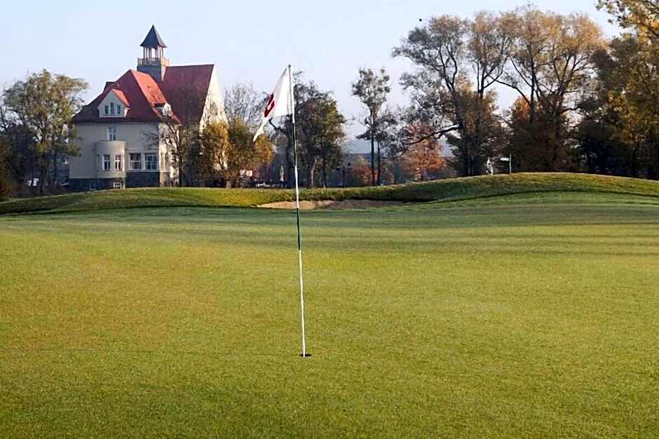 Schloss Krugsdorf Golf & Hotel