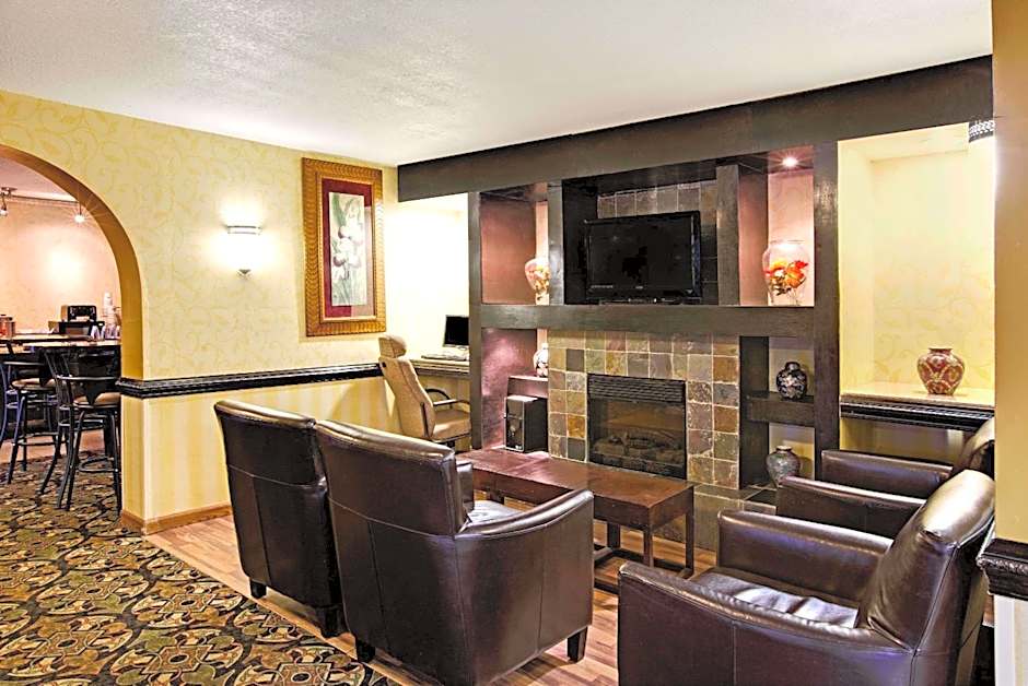 Days Inn by Wyndham Charlotte/Woodlawn Near Carowinds