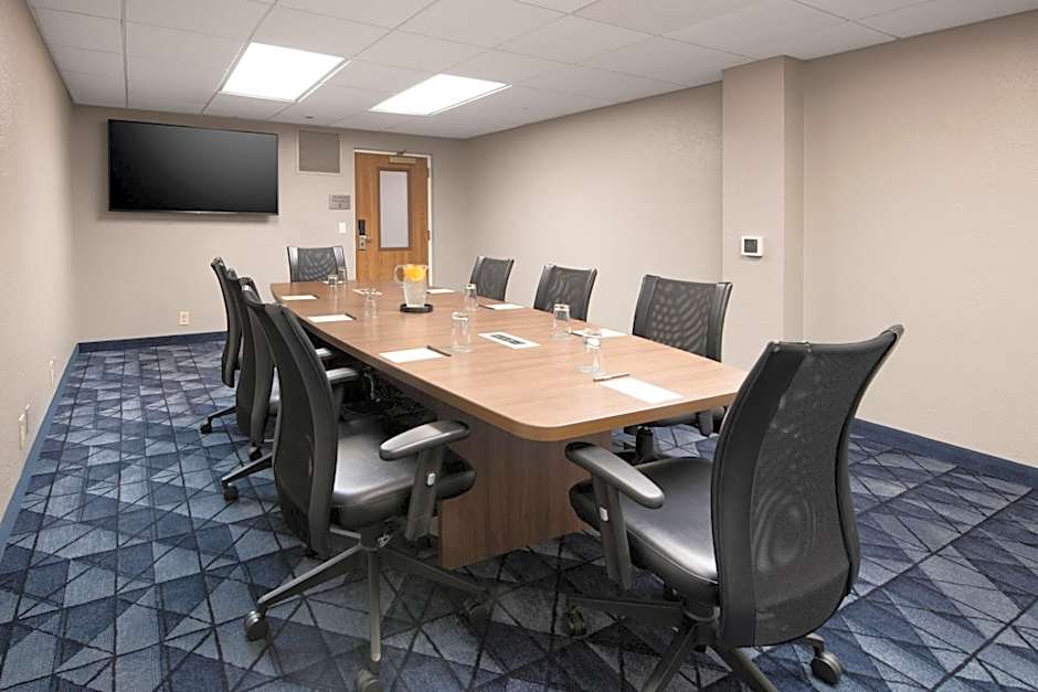 Courtyard by Marriott Dallas Plano Parkway at Preston Road