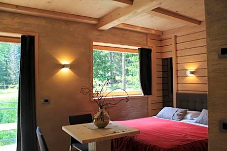 Suite with Mountain View