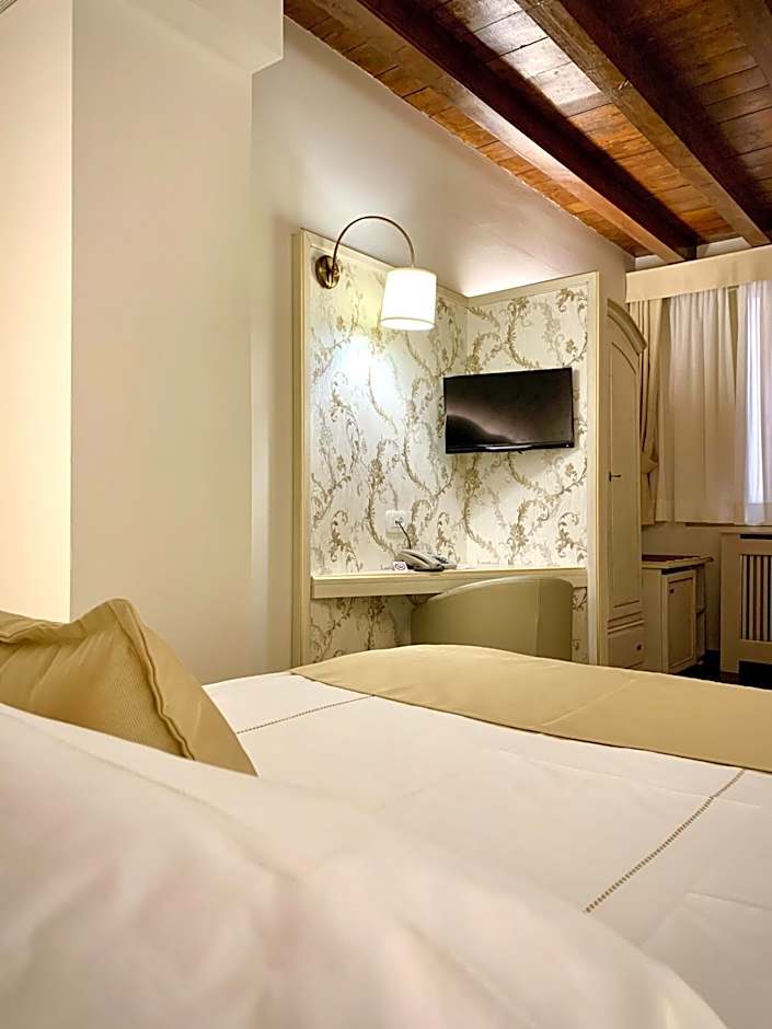 Albergo Gardesana