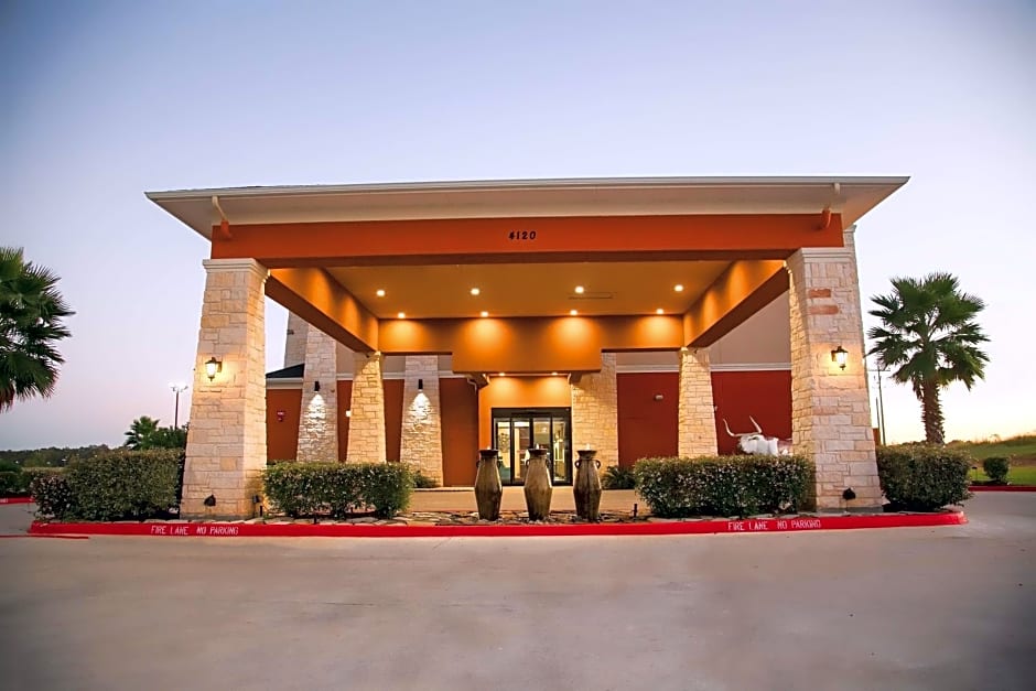 Best Western Plus Longhorn Inn & Suites