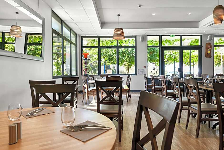 Logis Gnàc é Pause Hôtel et Bistro