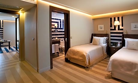junior suite, one bedroom