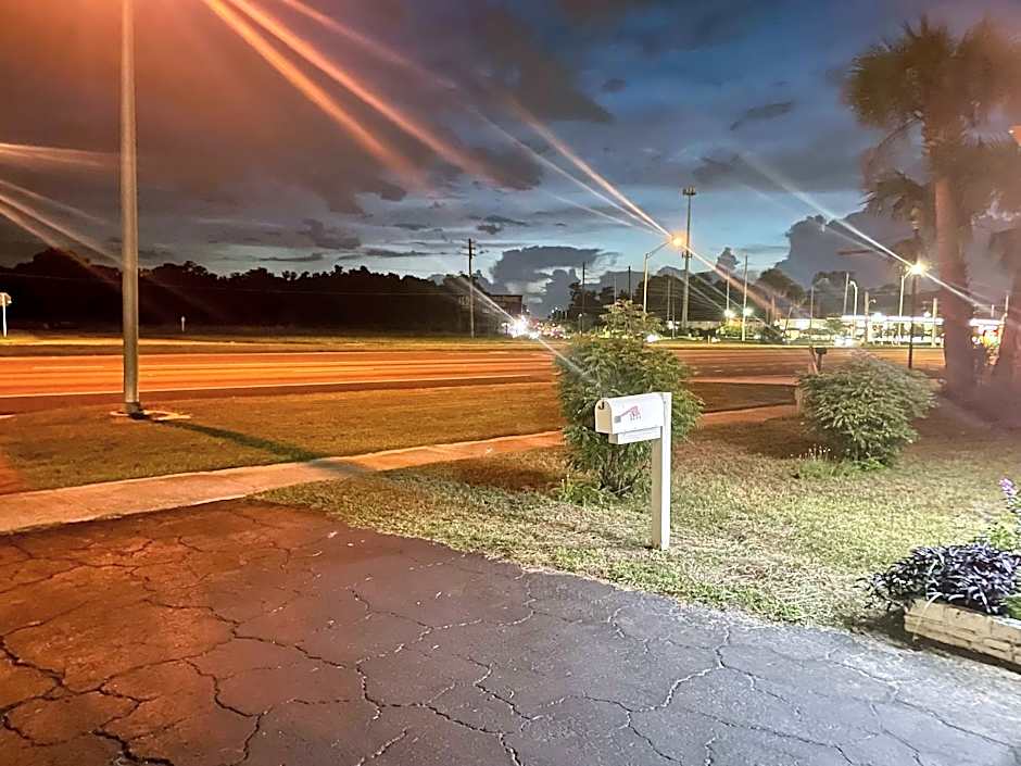 Steven Motel