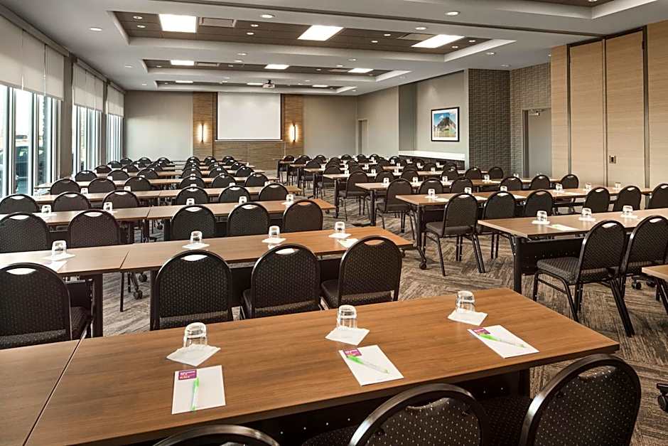 Hyatt Place Calgary Airport
