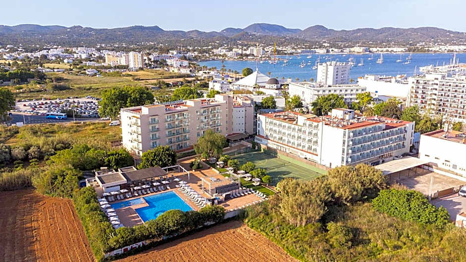 Invisa Hotel Es Pla - Adults Only