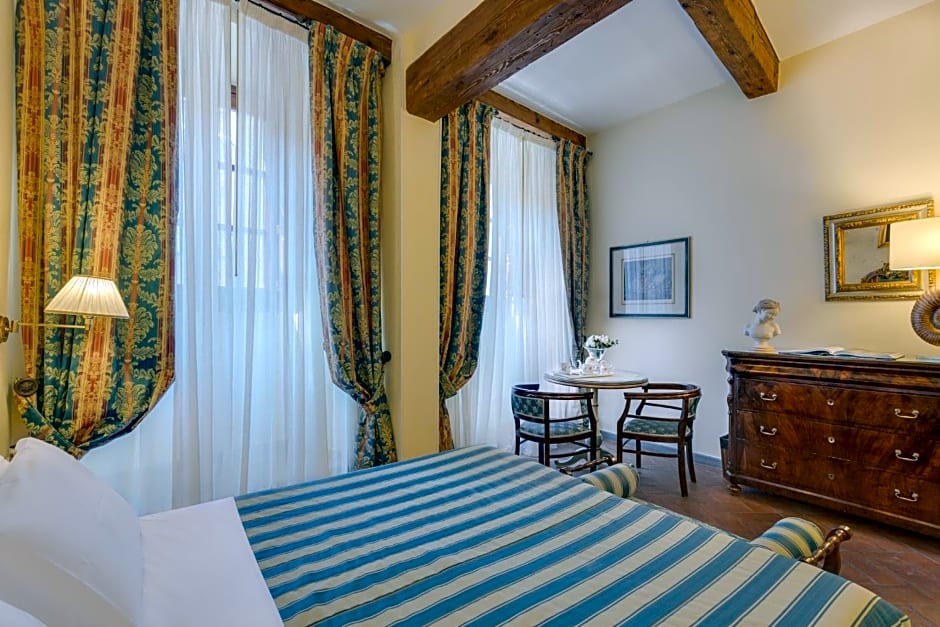 La Casa Del Garbo - Luxury Rooms & Suite