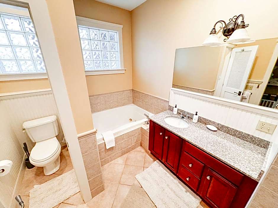 Blossom Haven Charming 3BR Condo