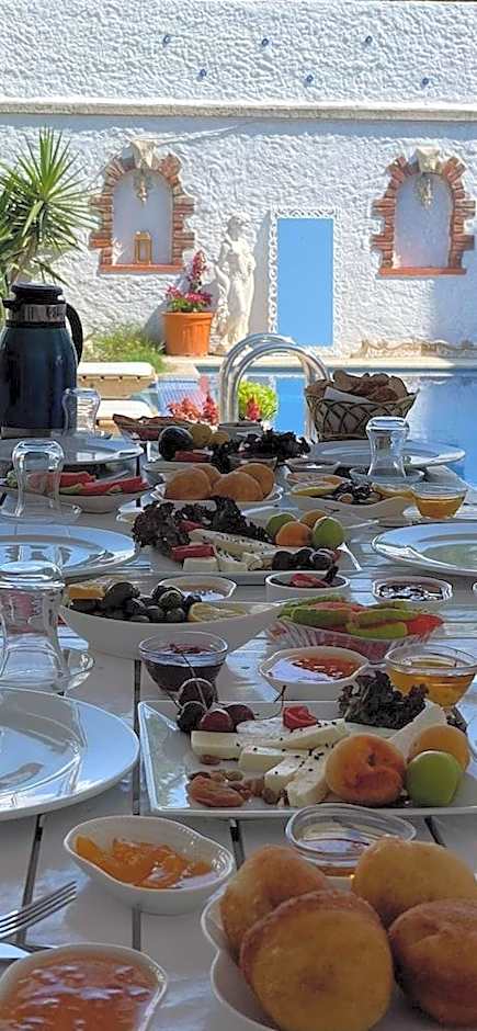 Naz Konak Alacati