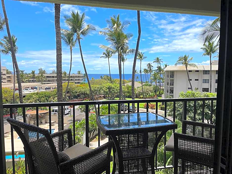 South Maui Ocean View Condo with Free Wifi and Parking