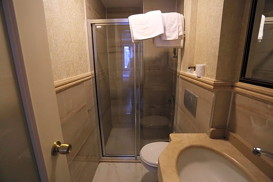 Albatros Premier Hotel