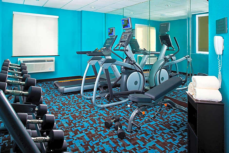 Fairfield Inn & Suites by Marriott Houston Hobby Airport