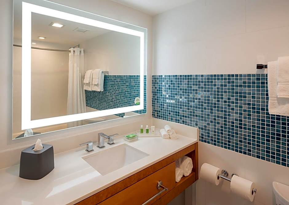 DoubleTree by Hilton Miami North I-95, FL