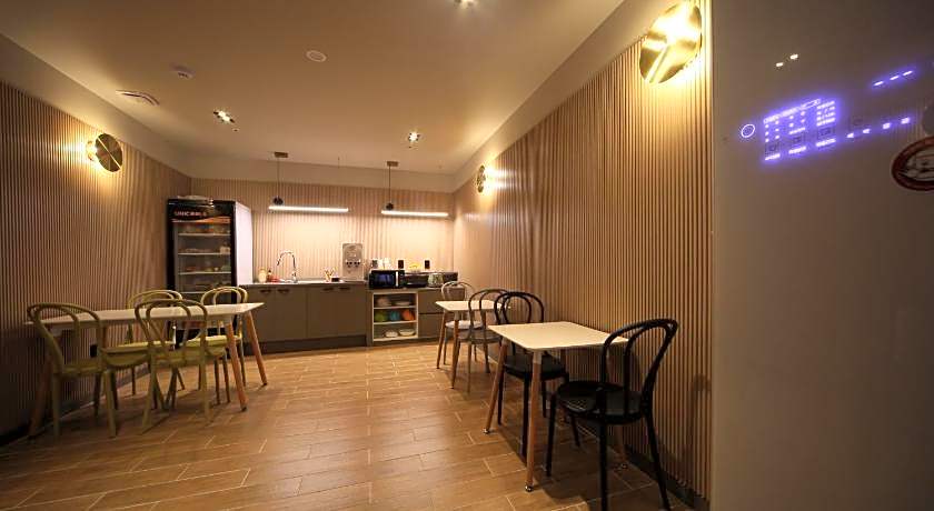 Hotel OU
