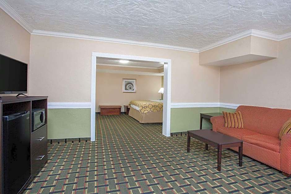 Baymont by Wyndham Lake City