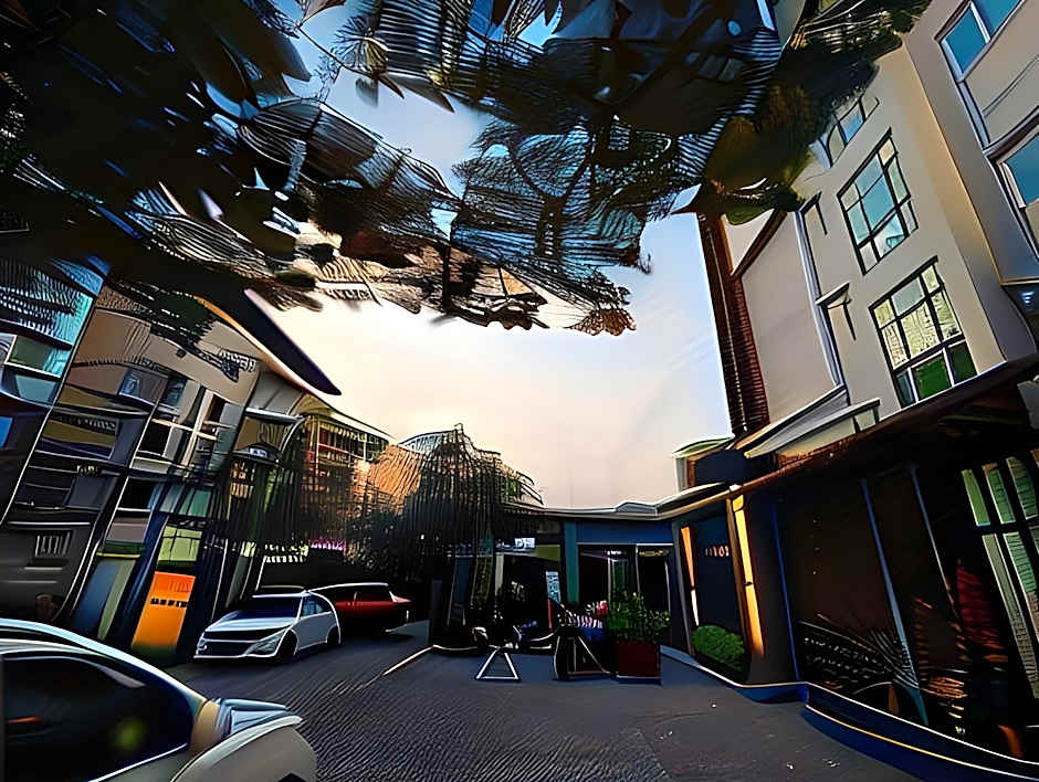 Collection O The Bangkok Cha Cha Suite