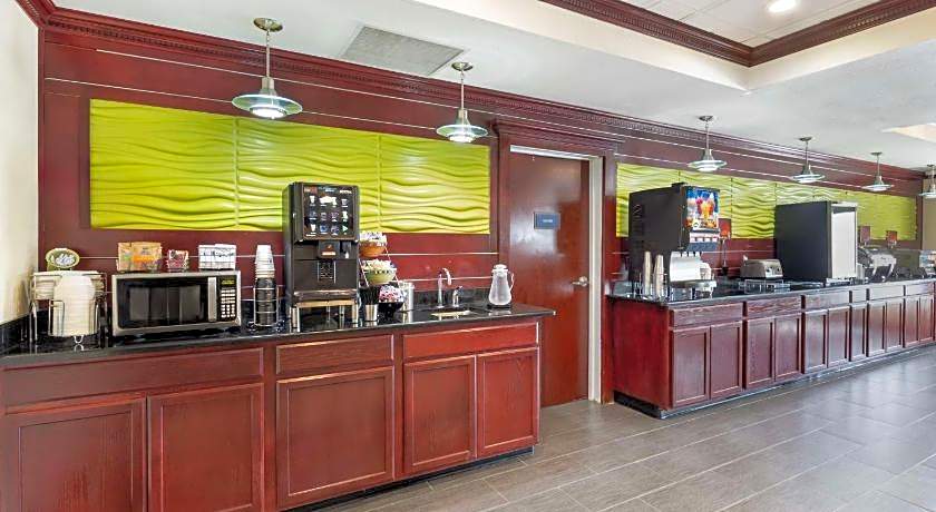 Best Western Plus Pratt