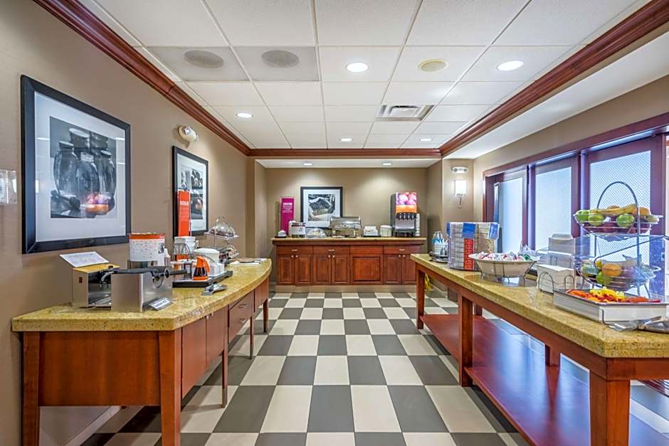 Hampton Inn By Hilton Middletown