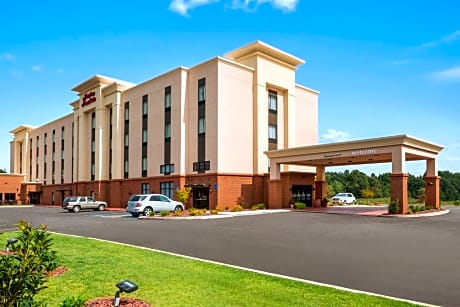 Hampton Inn & Suites - Lavonia, GA