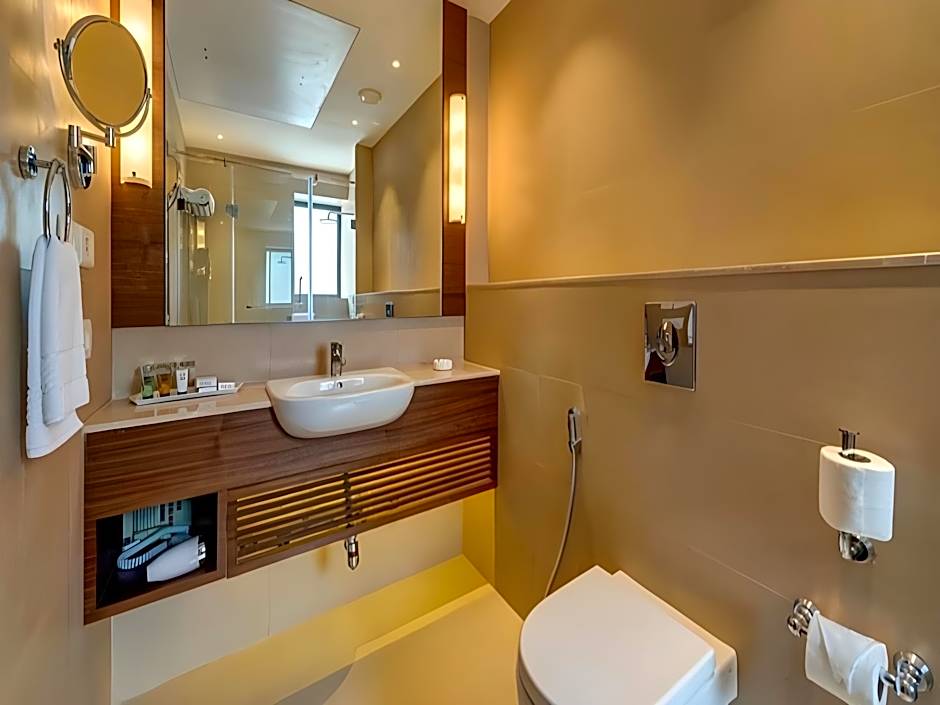 The Astor Hotel Kolkata