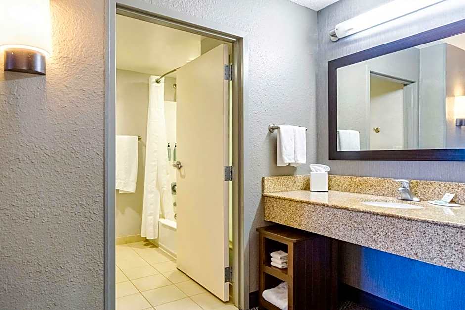 Courtyard by Marriott Biloxi North/D'Iberville