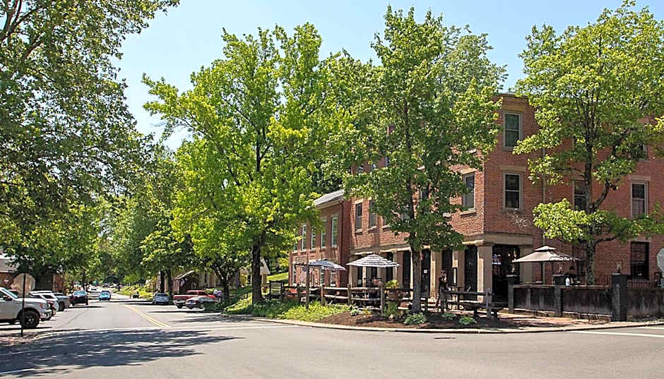 Country Squire inn and suites