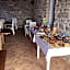 Amico Country House
