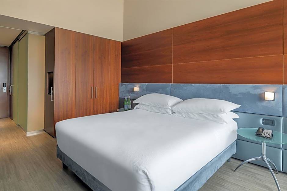 DoubleTree by Hilton Turin Lingotto