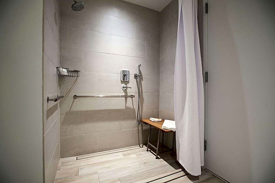 Canopy By Hilton Dallas Uptown