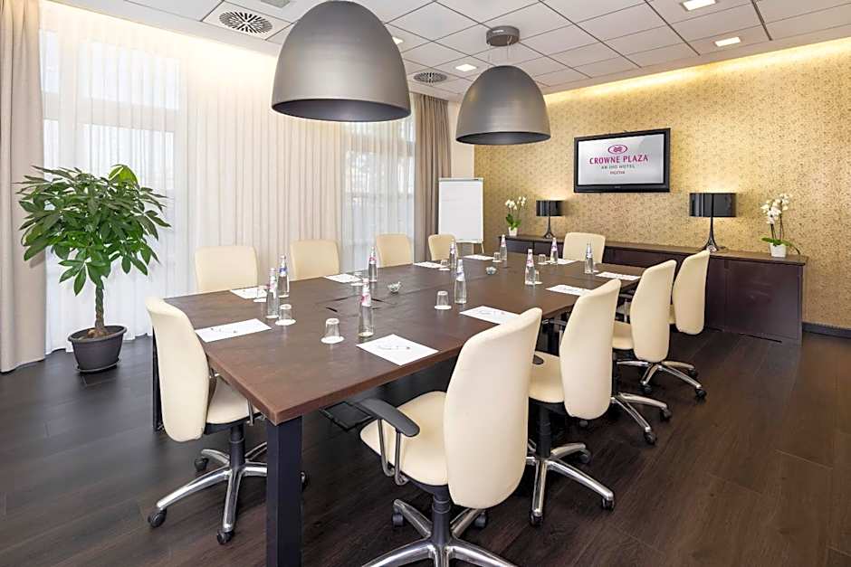 Crowne Plaza Padova By IHG