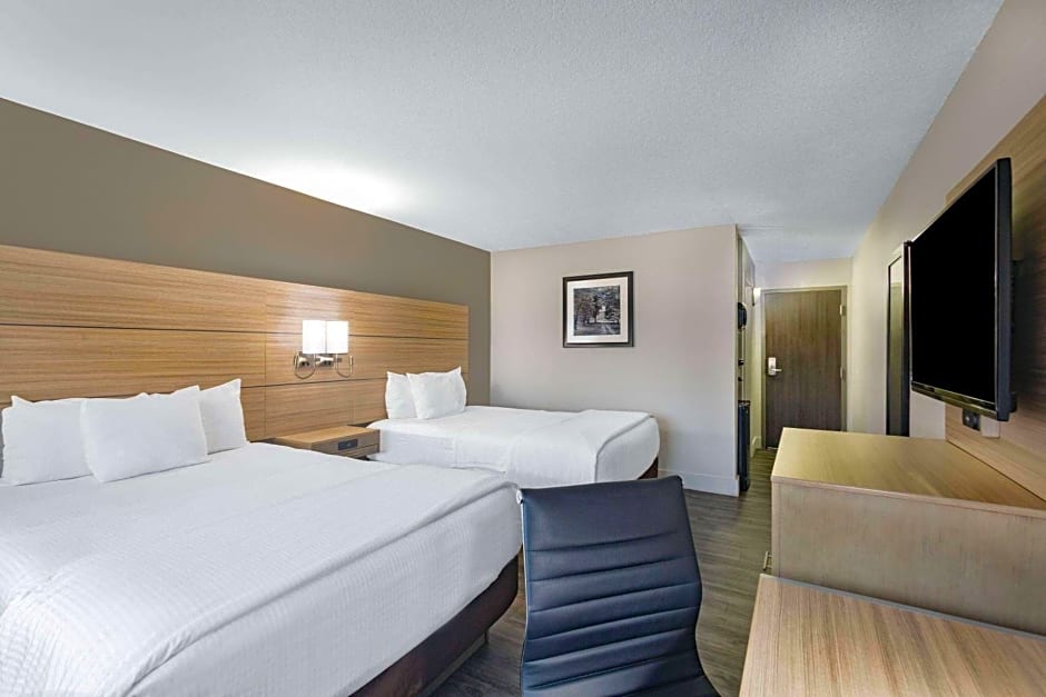 La Quinta by Wyndham Joplin