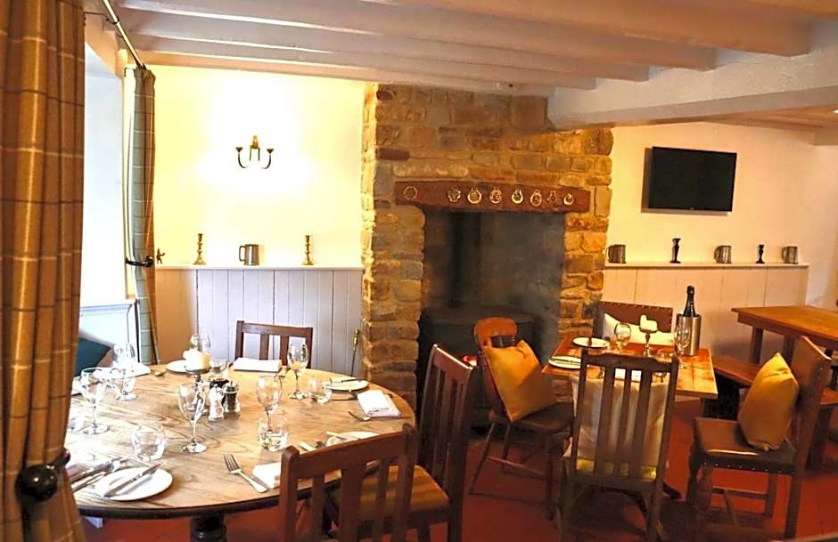 The Lion, Tredington