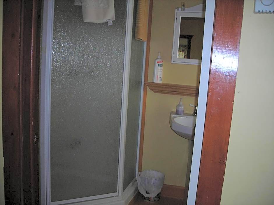 Gîte des Hauteurs et Café de la place