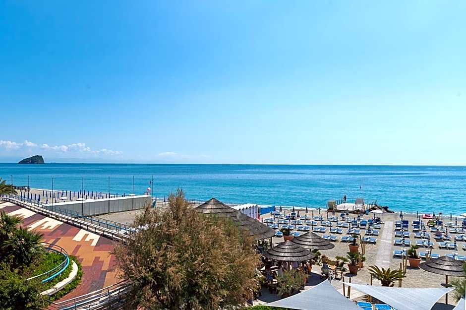 Hotel Tirreno