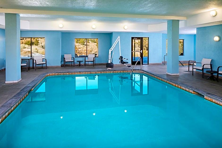 Holiday Inn Express and Suites Los Alamos Entrada Park By IHG