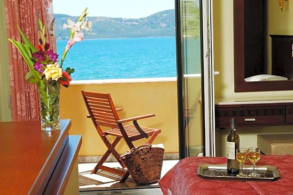 Ariadnes Holiday Accommodation