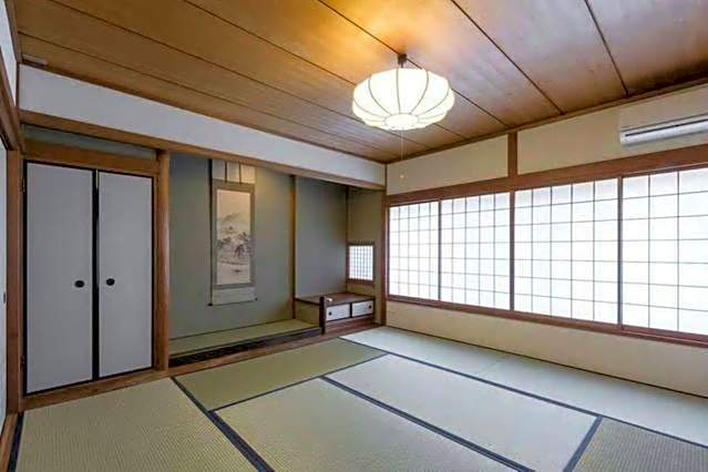 Kinkaku