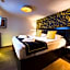 Opera Garden Hotel & Apartments