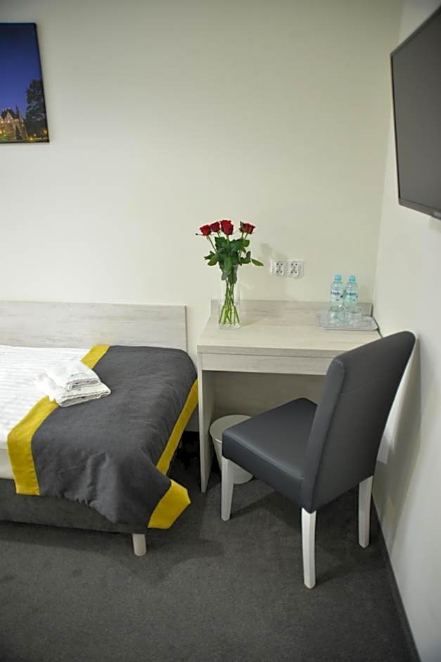 Centrum Restauracyjno-Hotelowe Florres