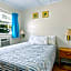 Beach Motel and Suites