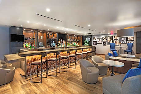 Four Points by Sheraton Los Angeles Westside