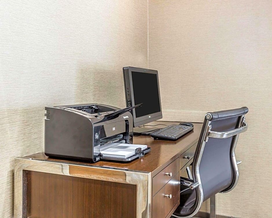 Comfort Suites at Isle of Palms Connector