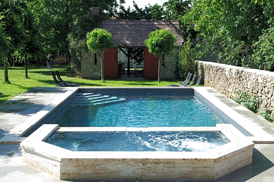 Photo 1 of 47 of Sárffy House