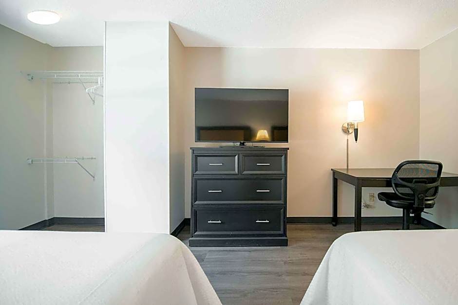 Extended Stay America Suites - St. Petersburg - Clearwater - Executive Dr.
