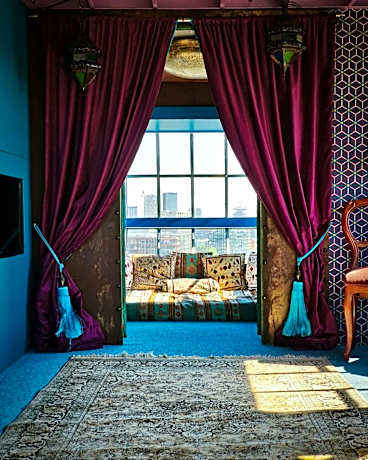 3-Bedroom 3 Bathroom City View Sub Penthouse